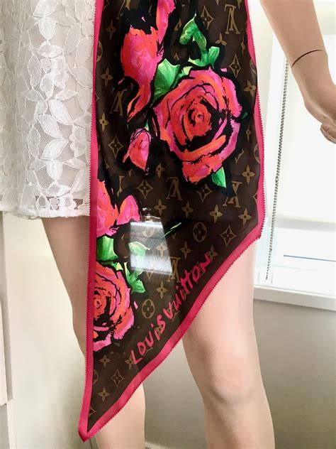 louis vuitton rose scarf